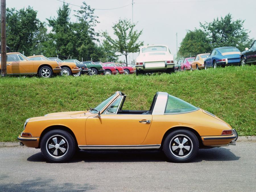  Porsche 911 S 2.0 Targa 1966 года  (фото 2 из 4)